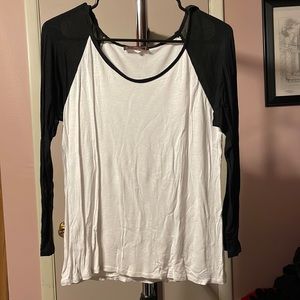 Light weight long sleeve shirt